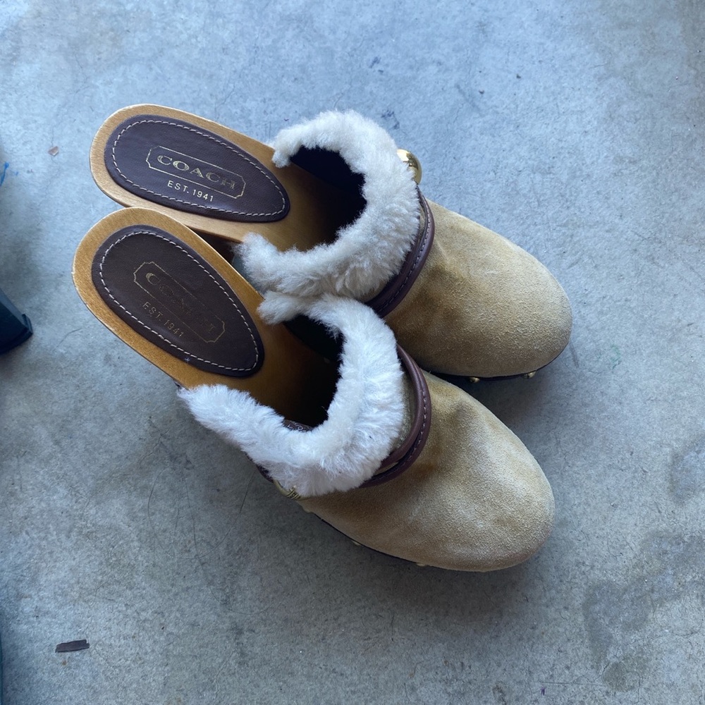 Coach Clogs - Picture 4 of 4